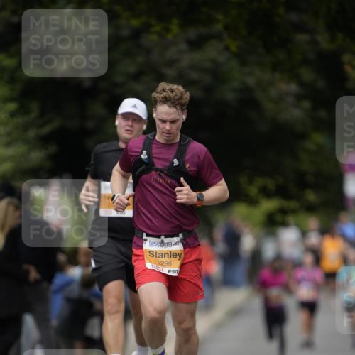 30.08.2026 - Blankeneser Heldenlauf Patografie http://msf.ph/oto/10088936 30.08.2026 11:44:50 Ziel 2014, 2650 meine-sportfotos.de