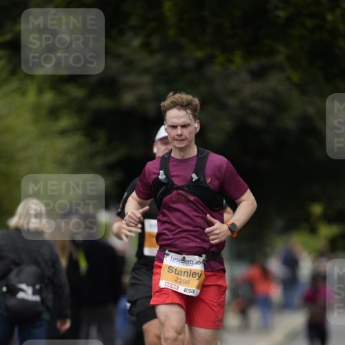 30.08.2026 - Blankeneser Heldenlauf Patografie http://msf.ph/oto/10088937 30.08.2026 11:44:51 Ziel 2014, 2296, 2650 meine-sportfotos.de