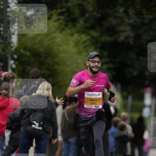 30.08.2026 - Blankeneser Heldenlauf Patografie http://msf.ph/oto/10088947 30.08.2026 11:45:07 Ziel 2950 meine-sportfotos.de