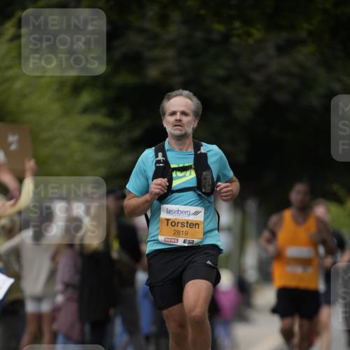 30.08.2026 - Blankeneser Heldenlauf Patografie http://msf.ph/oto/10088958 30.08.2026 11:45:19 Ziel 2818, 2950 meine-sportfotos.de
