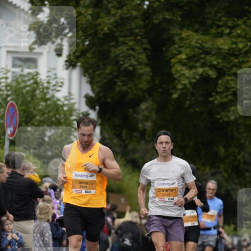 30.08.2026 - Blankeneser Heldenlauf Patografie http://msf.ph/oto/10088964 30.08.2026 11:45:30 Ziel 2319, 2648, 2819, 2875, 2949 meine-sportfotos.de