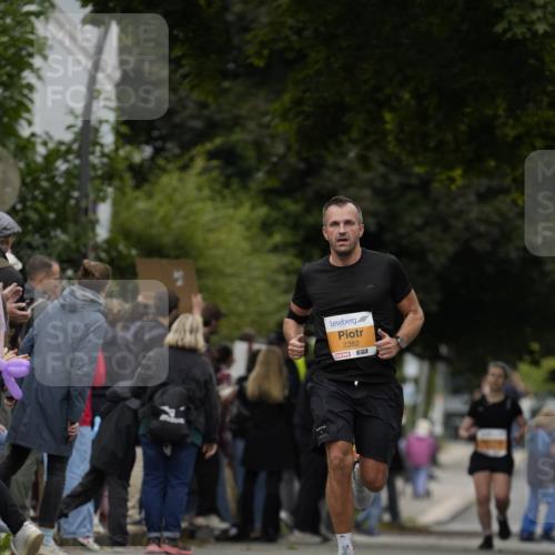 30.08.2026 - Blankeneser Heldenlauf Patografie http://msf.ph/oto/10088973 30.08.2026 11:45:39 Ziel 2319, 2382, 2583, 2648, 2875, 2949 meine-sportfotos.de