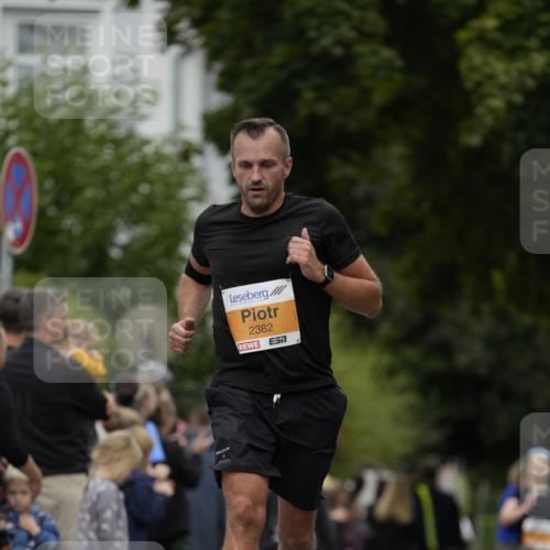 30.08.2026 - Blankeneser Heldenlauf Patografie http://msf.ph/oto/10088974 30.08.2026 11:45:43 Ziel 2382, 2583 meine-sportfotos.de