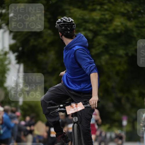 30.08.2026 - Blankeneser Heldenlauf Patografie http://msf.ph/oto/10089009 30.08.2026 11:46:34 Ziel 2421, 2929, 4221 meine-sportfotos.de