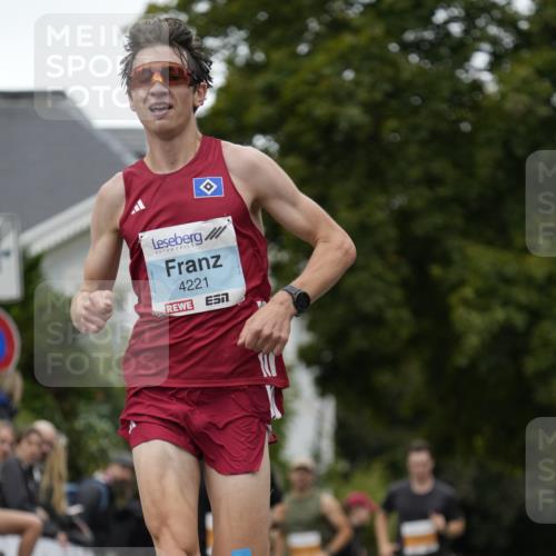 30.08.2026 - Blankeneser Heldenlauf Patografie http://msf.ph/oto/10089017 30.08.2026 11:46:40 Ziel 2005, 2435, 2798, 2929, 4221 meine-sportfotos.de