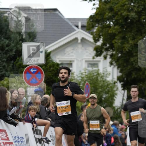 30.08.2026 - Blankeneser Heldenlauf Patografie http://msf.ph/oto/10089019 30.08.2026 11:46:41 Ziel 2005, 2435, 2798, 2929, 4221 meine-sportfotos.de