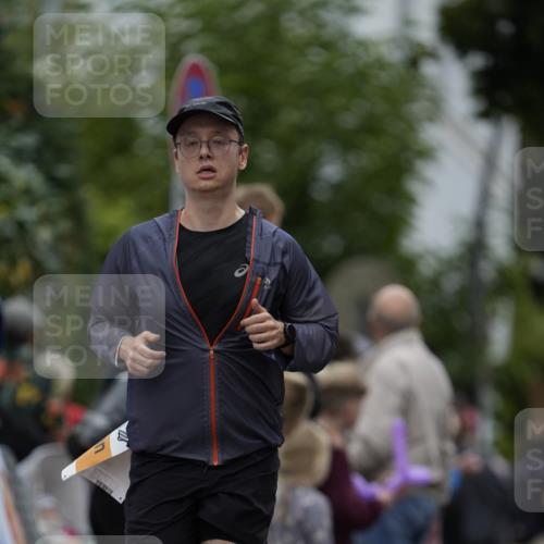 30.08.2026 - Blankeneser Heldenlauf Patografie http://msf.ph/oto/10089033 30.08.2026 11:47:07 Ziel 2266, 2415, 2924 meine-sportfotos.de