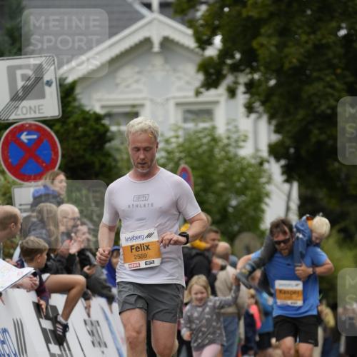 30.08.2026 - Blankeneser Heldenlauf Patografie http://msf.ph/oto/10089060 30.08.2026 11:47:37 Ziel 2022, 2165, 2559, 2710, 2752 meine-sportfotos.de