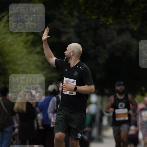 30.08.2026 - Blankeneser Heldenlauf Patografie http://msf.ph/oto/10089103 30.08.2026 11:48:37 Ziel  meine-sportfotos.de