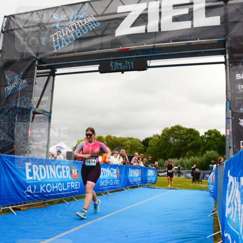 30.08.2026 - Elbe Triathlon Hamburg LAZAROV Photography http://msf.ph/oto/10089147 30.08.2026 12:32:11 Ziel 1614, 1669 meine-sportfotos.de