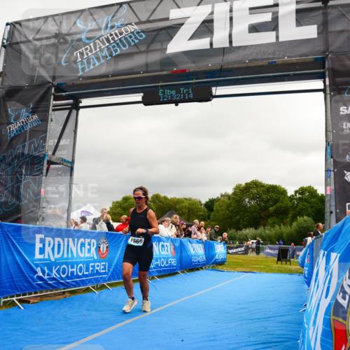 30.08.2026 - Elbe Triathlon Hamburg LAZAROV Photography http://msf.ph/oto/10089161 30.08.2026 12:32:15 Ziel 1614, 1669 meine-sportfotos.de