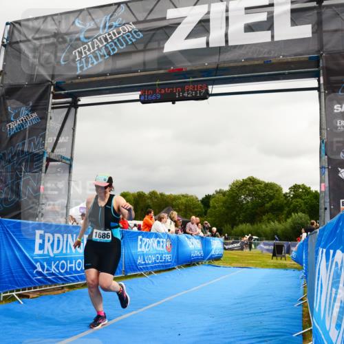 30.08.2026 - Elbe Triathlon Hamburg LAZAROV Photography http://msf.ph/oto/10089177 30.08.2026 12:32:32 Ziel 1686 meine-sportfotos.de
