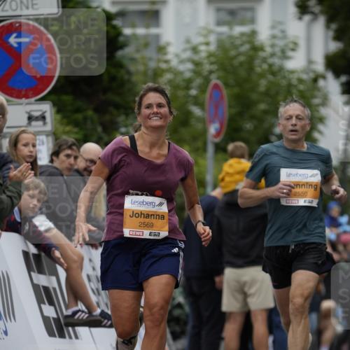 30.08.2026 - Blankeneser Heldenlauf Patografie http://msf.ph/oto/10089202 30.08.2026 11:49:41 Ziel 2054, 2261, 2267, 2365, 2550, 2569, 2617, 2960 meine-sportfotos.de