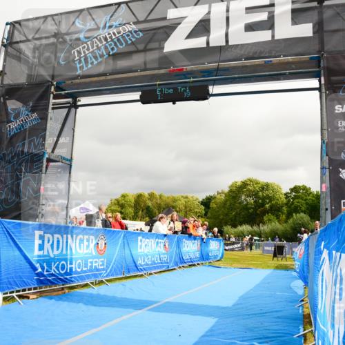 30.08.2026 - Elbe Triathlon Hamburg LAZAROV Photography http://msf.ph/oto/10089203 30.08.2026 12:33:10 Ziel 1497 meine-sportfotos.de