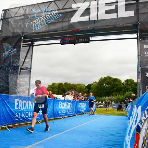 30.08.2026 - Elbe Triathlon Hamburg LAZAROV Photography http://msf.ph/oto/10089206 30.08.2026 12:33:35 Ziel 1651, 1693 meine-sportfotos.de