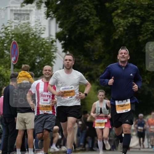 30.08.2026 - Blankeneser Heldenlauf Patografie http://msf.ph/oto/10089211 30.08.2026 11:49:44 Ziel 2054, 2178, 2261, 2267, 2365, 2550, 2569, 2617, 2674, 2960 meine-sportfotos.de