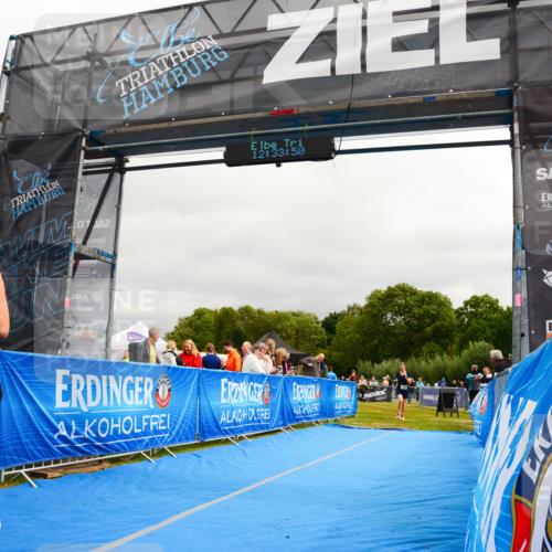 30.08.2026 - Elbe Triathlon Hamburg LAZAROV Photography http://msf.ph/oto/10089242 30.08.2026 12:33:50 Ziel 1592, 1627 meine-sportfotos.de