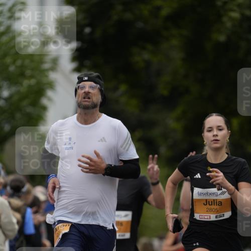 30.08.2026 - Blankeneser Heldenlauf Patografie http://msf.ph/oto/10089247 30.08.2026 11:50:03 Ziel 2017, 2028, 2060, 2243, 2396, 2612, 2739, 2805, 2958 meine-sportfotos.de