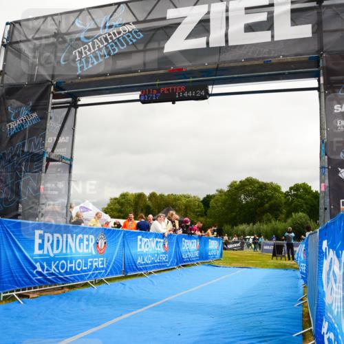 30.08.2026 - Elbe Triathlon Hamburg LAZAROV Photography http://msf.ph/oto/10089278 30.08.2026 12:34:34 Ziel  meine-sportfotos.de