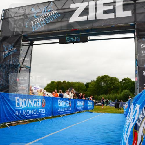 30.08.2026 - Elbe Triathlon Hamburg LAZAROV Photography http://msf.ph/oto/10089291 30.08.2026 12:35:07 Ziel 1674, 1704 meine-sportfotos.de