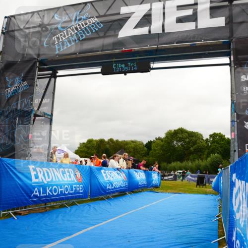 30.08.2026 - Elbe Triathlon Hamburg LAZAROV Photography http://msf.ph/oto/10089302 30.08.2026 12:35:15 Ziel 1674 meine-sportfotos.de