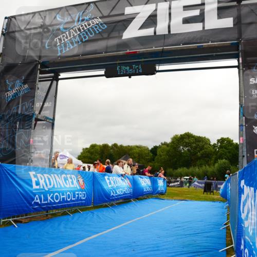 30.08.2026 - Elbe Triathlon Hamburg LAZAROV Photography http://msf.ph/oto/10089304 30.08.2026 12:35:15 Ziel 1674 meine-sportfotos.de