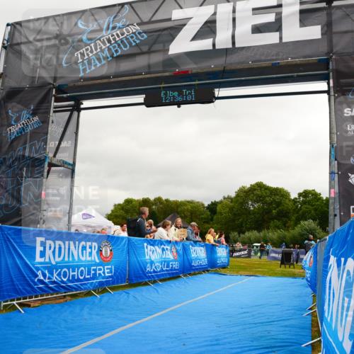 30.08.2026 - Elbe Triathlon Hamburg LAZAROV Photography http://msf.ph/oto/10089314 30.08.2026 12:36:02 Ziel 1476 meine-sportfotos.de