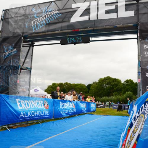 30.08.2026 - Elbe Triathlon Hamburg LAZAROV Photography http://msf.ph/oto/10089326 30.08.2026 12:36:14 Ziel 1740 meine-sportfotos.de