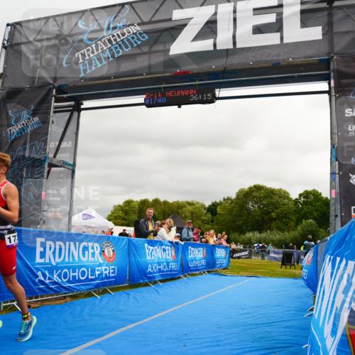 30.08.2026 - Elbe Triathlon Hamburg LAZAROV Photography http://msf.ph/oto/10089333 30.08.2026 12:37:29 Ziel 1736 meine-sportfotos.de