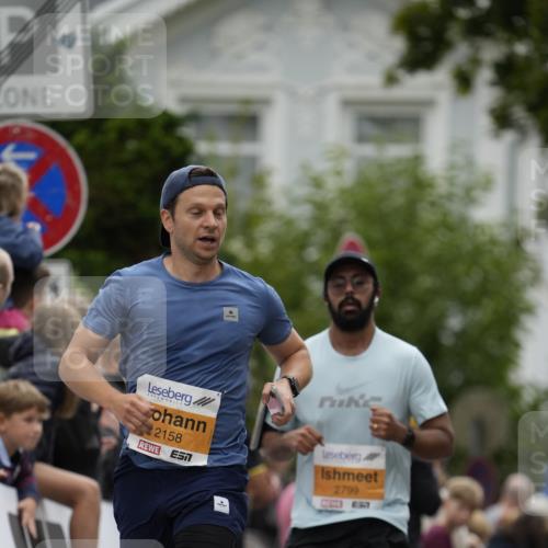 30.08.2026 - Blankeneser Heldenlauf Patografie http://msf.ph/oto/10089338 30.08.2026 11:51:11 Ziel 2158, 2159, 2504, 2799 meine-sportfotos.de