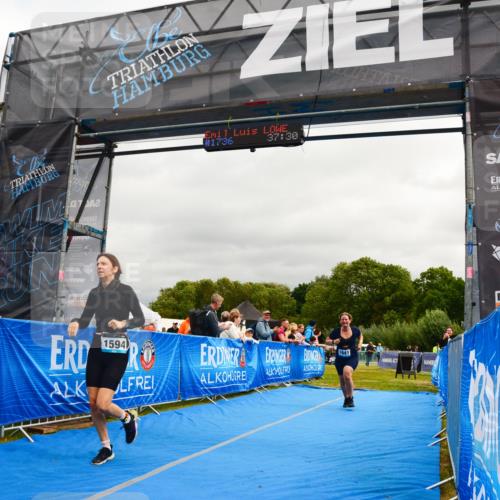 30.08.2026 - Elbe Triathlon Hamburg LAZAROV Photography http://msf.ph/oto/10089343 30.08.2026 12:38:37 Ziel 1594, 1641 meine-sportfotos.de