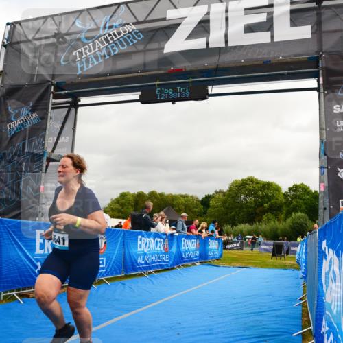 30.08.2026 - Elbe Triathlon Hamburg LAZAROV Photography http://msf.ph/oto/10089365 30.08.2026 12:38:40 Ziel 1594, 1641 meine-sportfotos.de