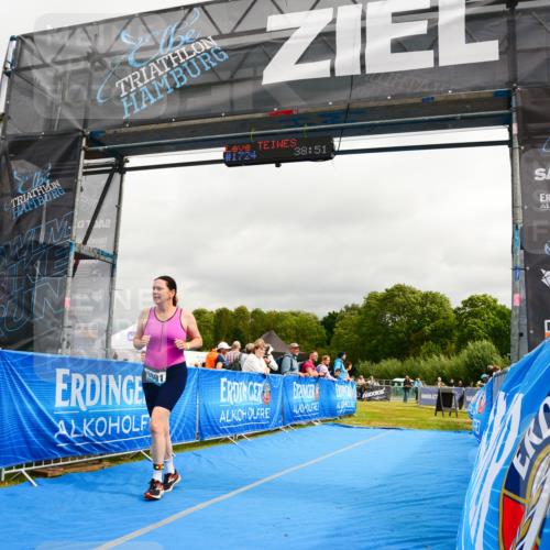 30.08.2026 - Elbe Triathlon Hamburg LAZAROV Photography http://msf.ph/oto/10089378 30.08.2026 12:39:46 Ziel 1691 meine-sportfotos.de