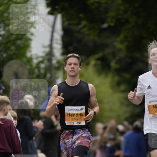 30.08.2026 - Blankeneser Heldenlauf Patografie http://msf.ph/oto/10089381 30.08.2026 11:51:31 Ziel 2222, 2229, 2508, 2517, 2554, 2749, 2835 meine-sportfotos.de