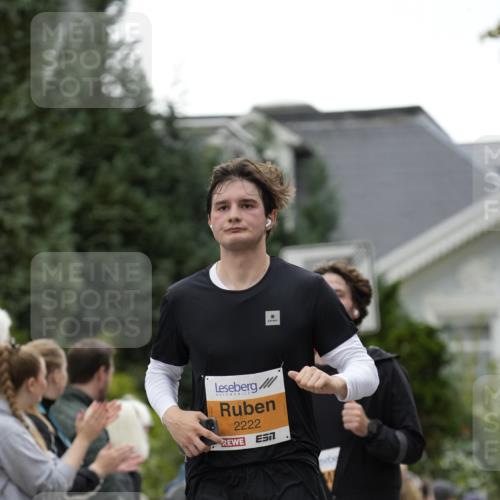 30.08.2026 - Blankeneser Heldenlauf Patografie http://msf.ph/oto/10089383 30.08.2026 11:51:32 Ziel 2222, 2229, 2508, 2517, 2554, 2749 meine-sportfotos.de