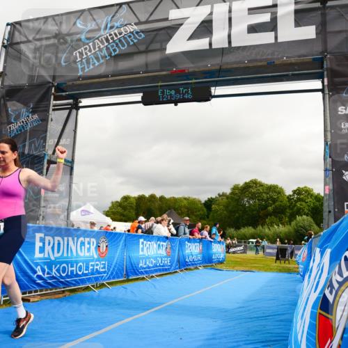 30.08.2026 - Elbe Triathlon Hamburg LAZAROV Photography http://msf.ph/oto/10089388 30.08.2026 12:39:47 Ziel 1691 meine-sportfotos.de