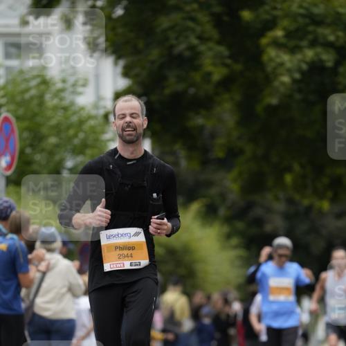 30.08.2026 - Blankeneser Heldenlauf Patografie http://msf.ph/oto/10089446 30.08.2026 11:52:35 Ziel 2627, 2911, 2944 meine-sportfotos.de
