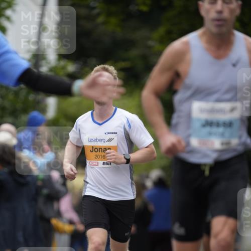 30.08.2026 - Blankeneser Heldenlauf Patografie http://msf.ph/oto/10089457 30.08.2026 11:52:40 Ziel 2016, 2911, 2944, 4456 meine-sportfotos.de