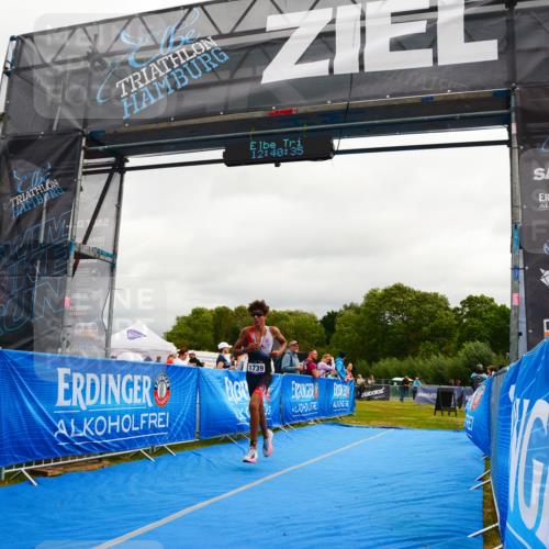 30.08.2026 - Elbe Triathlon Hamburg LAZAROV Photography http://msf.ph/oto/10089460 30.08.2026 12:40:36 Ziel 1634, 1739 meine-sportfotos.de
