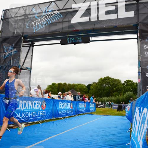 30.08.2026 - Elbe Triathlon Hamburg LAZAROV Photography http://msf.ph/oto/10089479 30.08.2026 12:40:49 Ziel 1751 meine-sportfotos.de