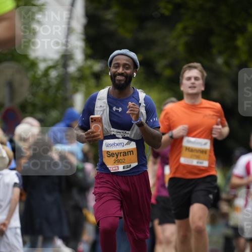 30.08.2026 - Blankeneser Heldenlauf Patografie http://msf.ph/oto/10089493 30.08.2026 11:52:58 Ziel 2533, 2790, 2902 meine-sportfotos.de