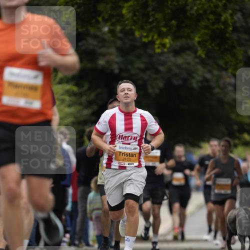 30.08.2026 - Blankeneser Heldenlauf Patografie http://msf.ph/oto/10089499 30.08.2026 11:53:01 Ziel 2244, 2533, 2790, 2902 meine-sportfotos.de
