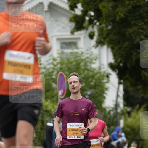 30.08.2026 - Blankeneser Heldenlauf Patografie http://msf.ph/oto/10089506 30.08.2026 11:53:04 Ziel 2173, 2244, 2433, 2533, 2790, 2902 meine-sportfotos.de