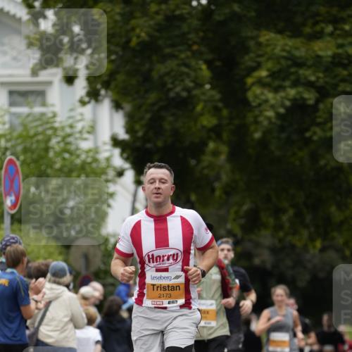 30.08.2026 - Blankeneser Heldenlauf Patografie http://msf.ph/oto/10089512 30.08.2026 11:53:07 Ziel 2173, 2186, 2244, 2433, 2699, 2790, 2902 meine-sportfotos.de