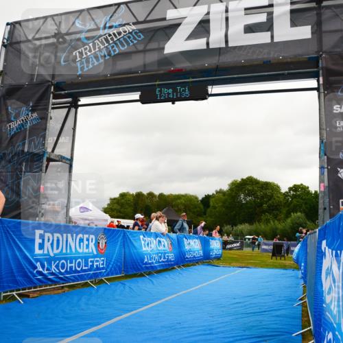 30.08.2026 - Elbe Triathlon Hamburg LAZAROV Photography http://msf.ph/oto/10089519 30.08.2026 12:41:35 Ziel 1709 meine-sportfotos.de