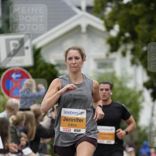 30.08.2026 - Blankeneser Heldenlauf Patografie http://msf.ph/oto/10089527 30.08.2026 11:53:16 Ziel 2004, 2186, 2404, 2699 meine-sportfotos.de