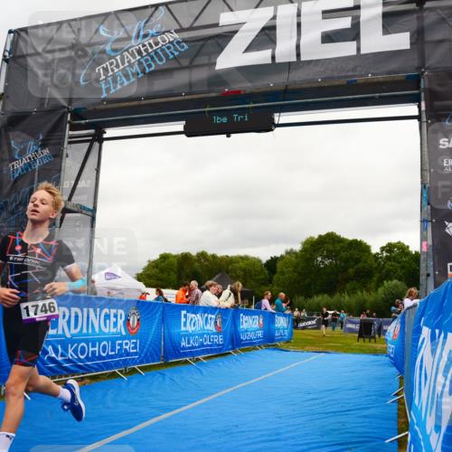 30.08.2026 - Elbe Triathlon Hamburg LAZAROV Photography http://msf.ph/oto/10089529 30.08.2026 12:42:11 Ziel 1727, 1746 meine-sportfotos.de