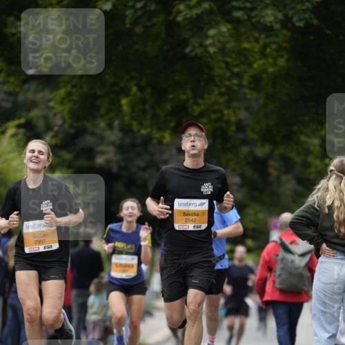 30.08.2026 - Blankeneser Heldenlauf Patografie http://msf.ph/oto/10089588 30.08.2026 11:53:48 Ziel 2592, 2942, 2957 meine-sportfotos.de