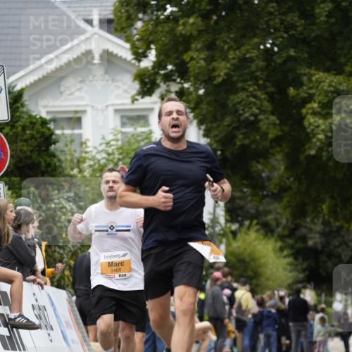 30.08.2026 - Blankeneser Heldenlauf Patografie http://msf.ph/oto/10089623 30.08.2026 11:54:04 Ziel 2247, 2324, 2468 meine-sportfotos.de