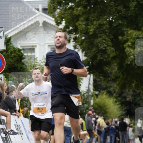 30.08.2026 - Blankeneser Heldenlauf Patografie http://msf.ph/oto/10089625 30.08.2026 11:54:04 Ziel 2247, 2324, 2468 meine-sportfotos.de
